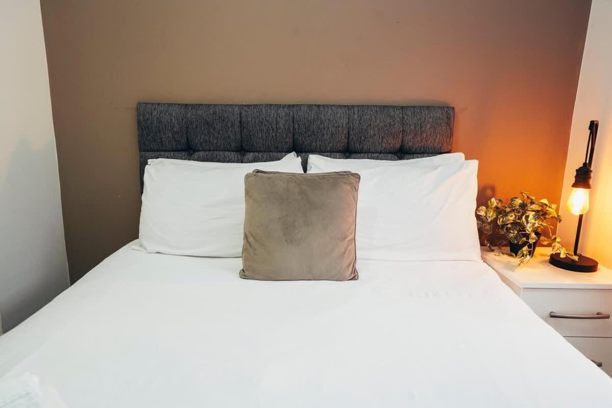 1Br City Centre Apt, Self Check In, Wifi, By Derbnb เชฟฟิลด์ ภายนอก รูปภาพ
