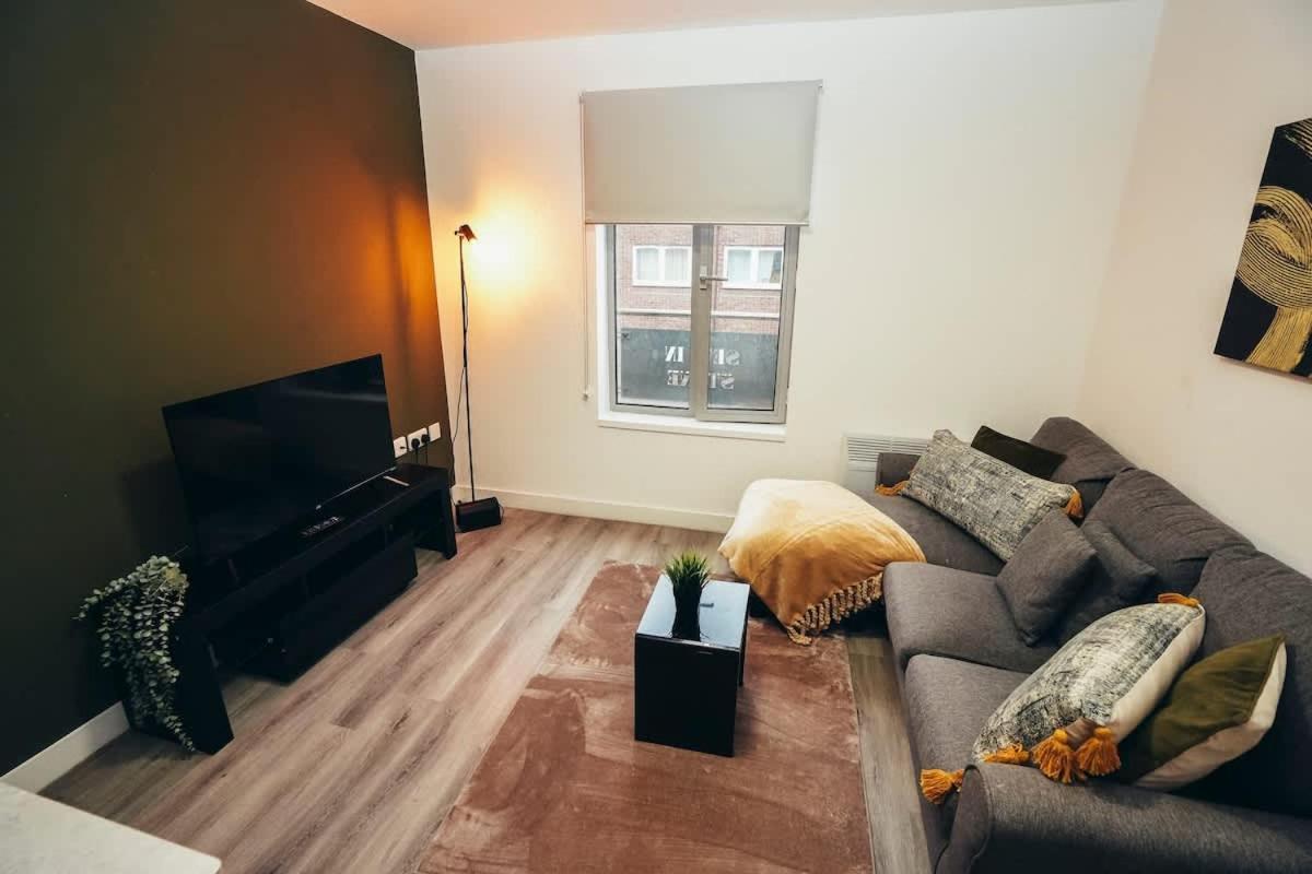 1Br City Centre Apt, Self Check In, Wifi, By Derbnb เชฟฟิลด์ ภายนอก รูปภาพ
