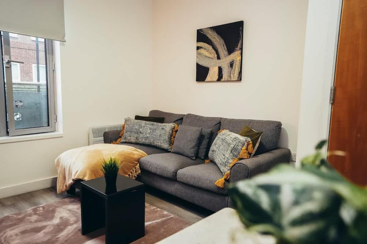 1Br City Centre Apt, Self Check In, Wifi, By Derbnb เชฟฟิลด์ ภายนอก รูปภาพ